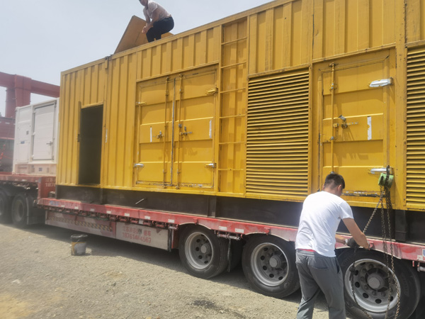 临沧发电机出租100KW发电机需要什么规格的电缆线?