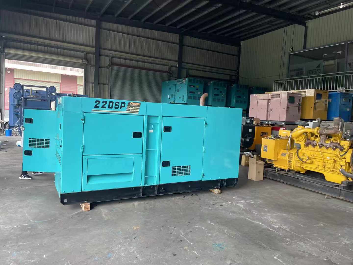 临沧800kW 柴油发电机的输出电流波动范围是多少？